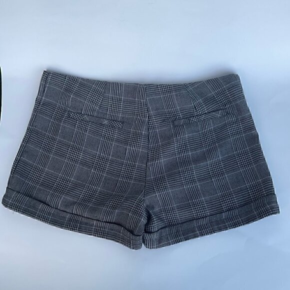 90s/Y2K Checkered Shorts - Picture 2 of 7